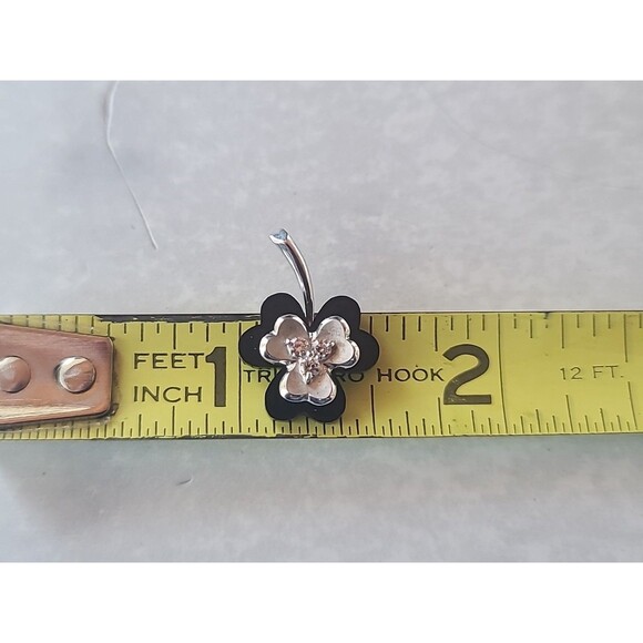 14K White Gold CZ Black Plastic Clover Pendant Vintage - Picture 10 of 10